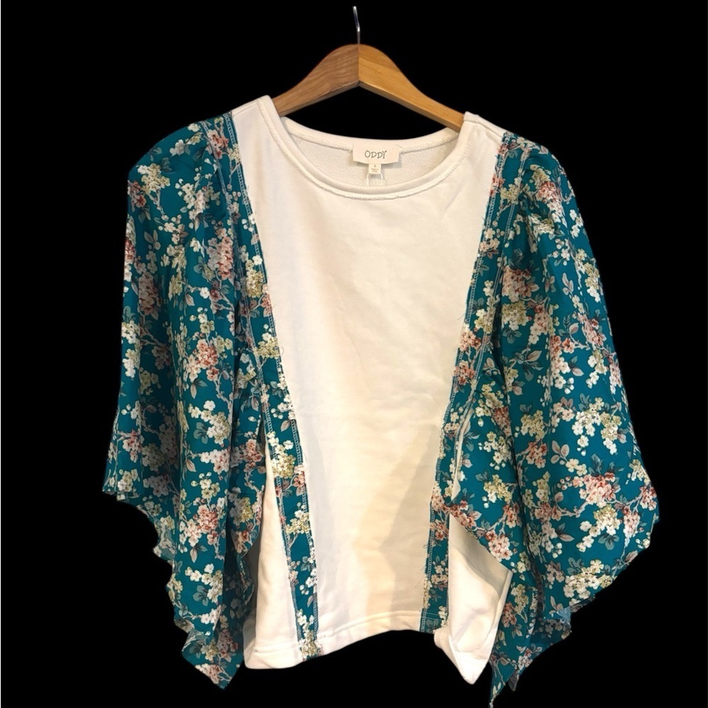 Oddi Floral Sleeve Top NWT